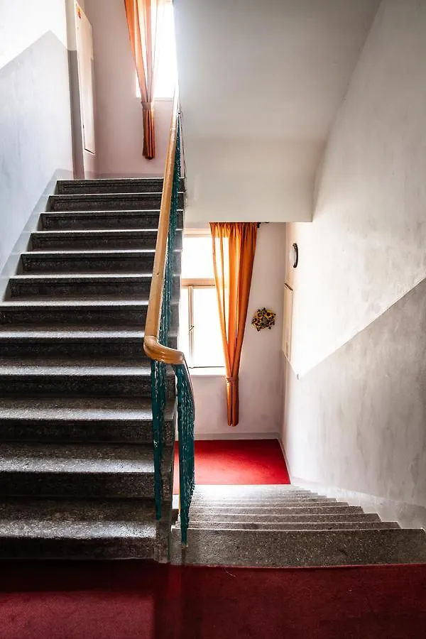 Hotel Sunflower Prague