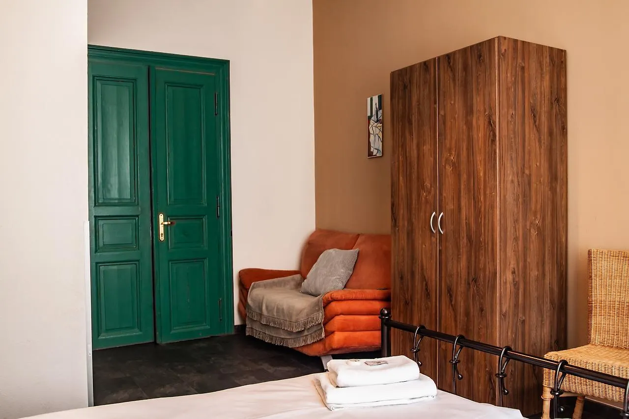 Hotel Sunflower Prague